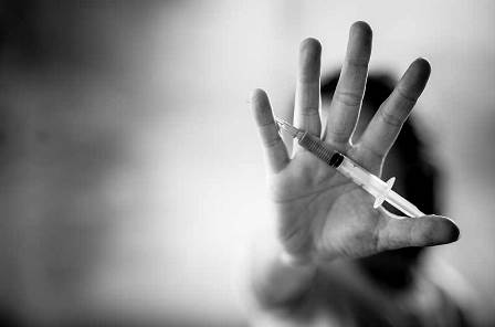 رابطه مواد مخدر و بیماریهای روانی