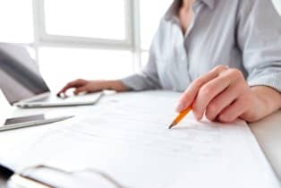 خدمات و مزایای مای آرمان کسب بهترین مشاوره تحصیلی برای انگلیس