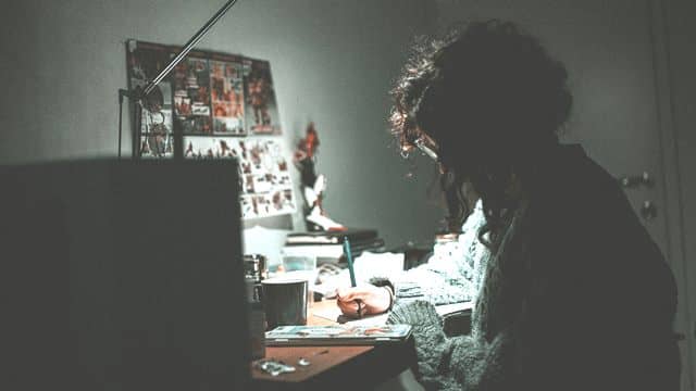 تنهایی در دانشگاه