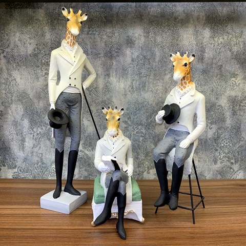 محبوب ترین مجسمه های پلی استر