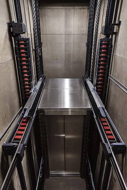 مقایسه آسانسور هیدرولیک و آسانسور بدون کابل