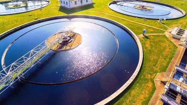 اهمیت آموزش و آگاهی کارکنان در فرآیند تصفیه فاضلاب